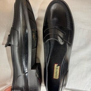 Hunter Womens Black Penny Loafer Sz 9 Slip On Preppy Dark Academia Office Goth